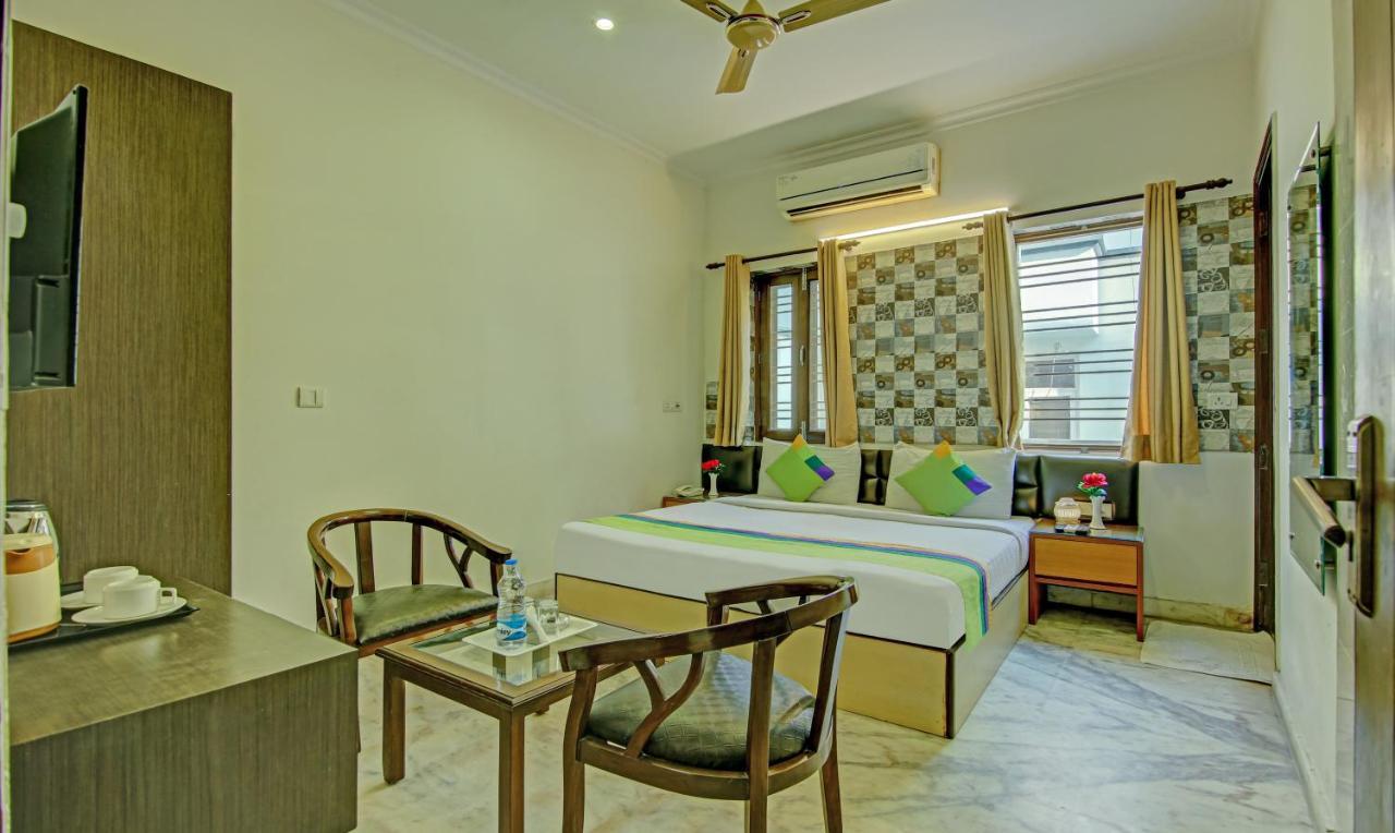 Itsy Hotels Swastika Inn Sector 26 Noida Eksteriør bilde