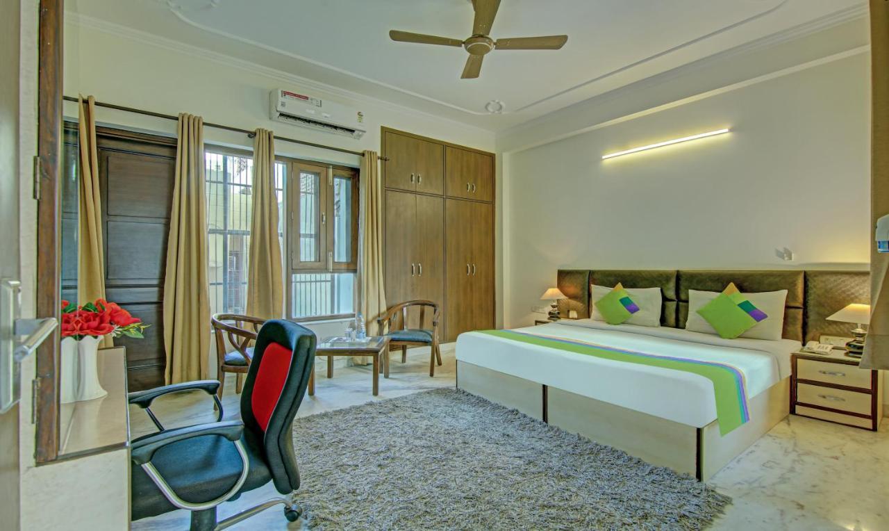 Itsy Hotels Swastika Inn Sector 26 Noida Eksteriør bilde